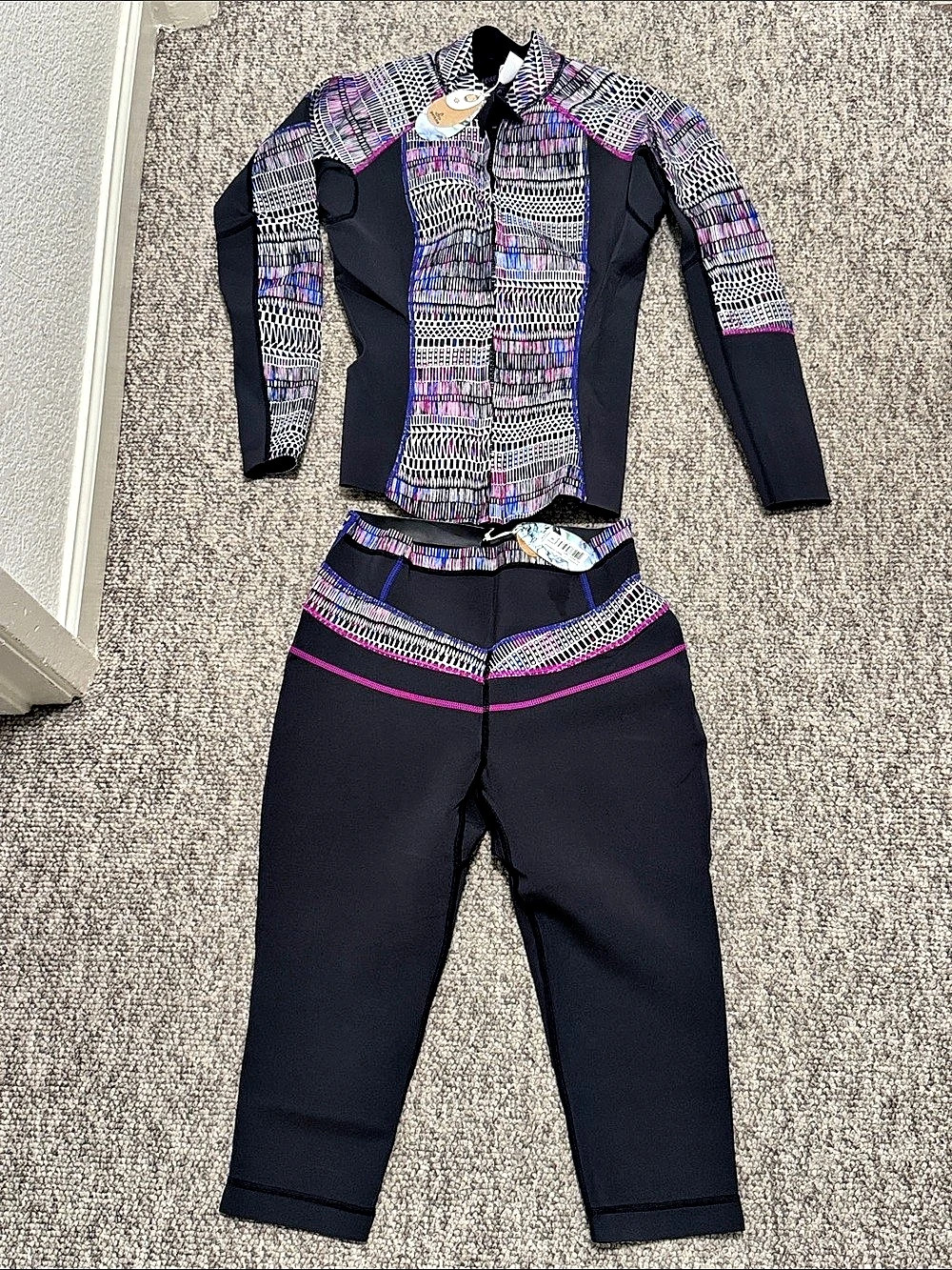 prAna Mara Jacket Geometric Jacket & Pants Wetsuit Set in Black & Purple Size Me